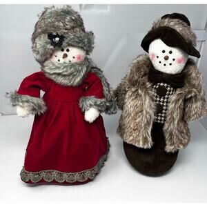 No brand Plush Weighted Snow Couple 14 inches tall Pre-Owned in good condition